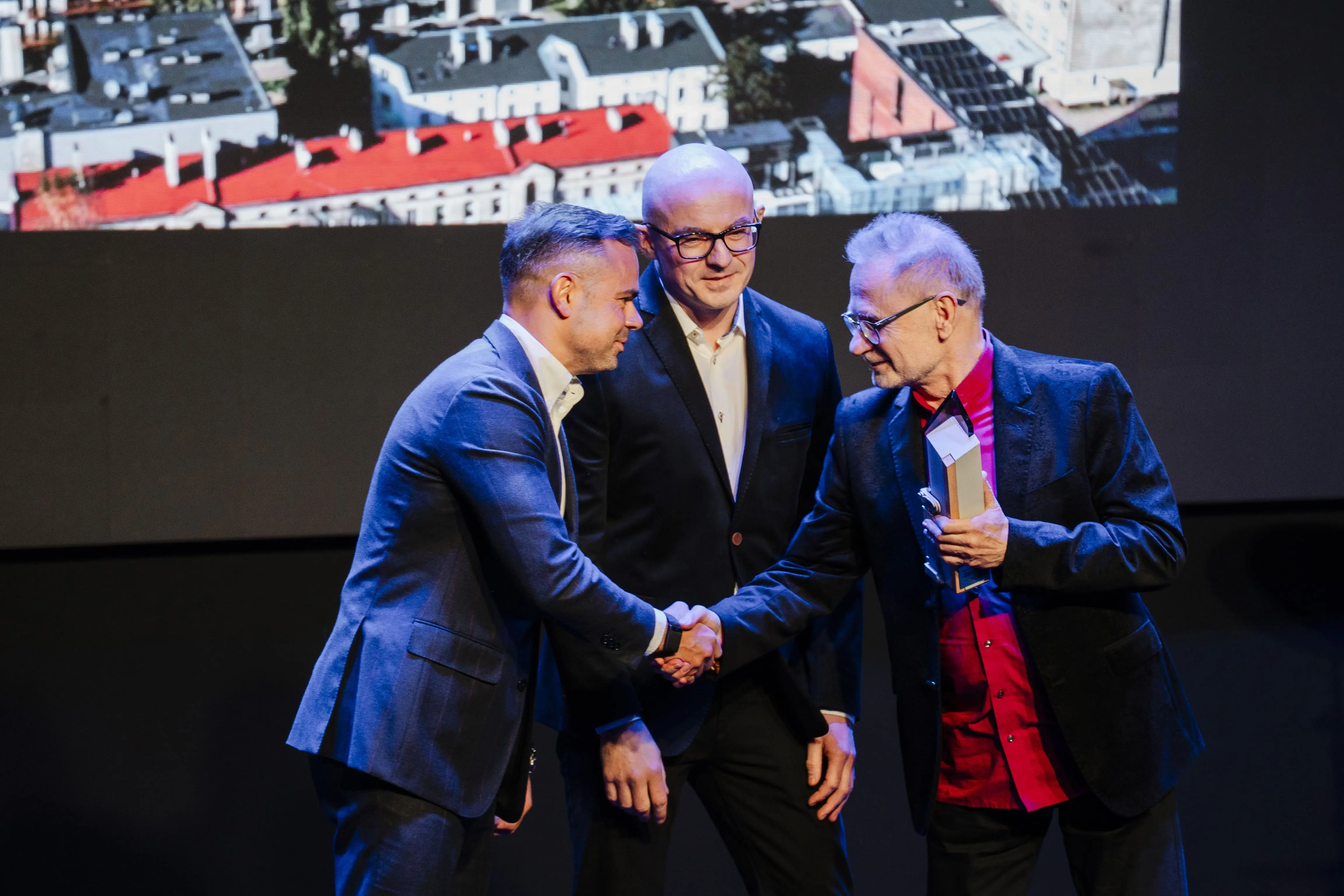 Wojciech Duda odbiera Nagrodę Architektoniczną Prezydenta Miasta Łodzi dla Diasfery